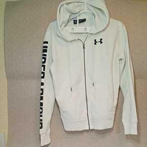 zcl-01♪US古着 UNDER ARMOUR アンダーアーマー 長袖 パーカー Hooded Sweatshirt 裏ボア【USED】中厚　レディースXSサイズ　 