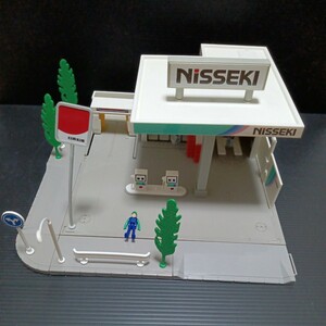● トミカタウン「NISSEKI」トミカ 日本石油　ガソリンスタンド　日石　プラキッズ