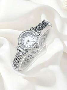 腕時計 レディース クォーツ 女性用 ファッション腕時計 リストウォッチ 銀色 ラインストーン 1本