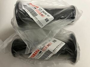 YAMAHA ヤマハ DT125R 3FW DT200R 3ET グリップ左右　1セットハンドルグリップ 純正品　オリジナル