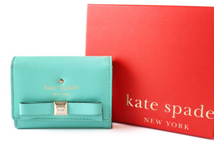 E16905 新品未使用 kate spade ケイトスペード 二つ折り財布 レザー ミニウォレット 箱付き パスケース キーリング付 牛革 ライトグリーン