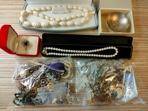 021 遺品整理品　アクセサリー　ネックレス　指輪など　色々無選別まとめ