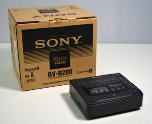 SONY / GV-D200 / デジタルビデオカセットレコーダー / 2006年製 / 元箱 取扱説明書付き