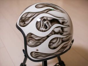 ジェット　ヘルメット 白×フレアドクロ　バイク　カスタムペイント　ハーレー　ドラッグスター バルカン　レブル　マグナ250