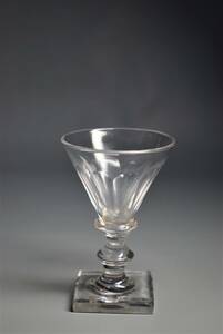 古い硝子　リキュール　シェリー　グラス　コップ　アルコール　角足　liqueur glass　antique　vintage　