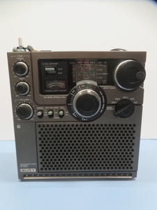 ●●SONY ICF-5900 ラジオ ソニー スカイセンサー 5バンド マルチバンドレシーバー skysensor 電池付き USED 94563●●！！