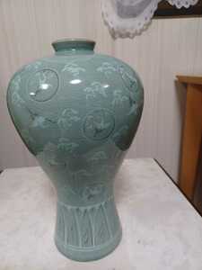 ●青磁　花瓶　中国●