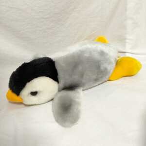 ペンギン　寝そべり　ぬいぐるみ　CUTE　33cm　221011
