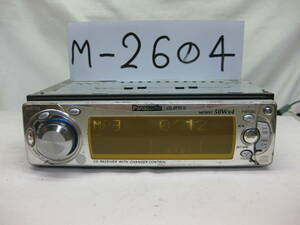 M-2604　Panasonic　パナソニック　CQ-DFX572D　MP3　AUX　1Dサイズ　CDデッキ　故障品