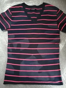 1piu1uguale3　ウノピュウノウグァーレトレ　　半袖　カットソー　Tシャツ　ニット　サイズ4　カモ柄　ピンク