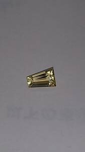 シトリン　裸石　ルース　天然石　0.4ct 25