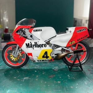 タミヤ 1/12 ヤマハ YZR500(OW70) 完成品