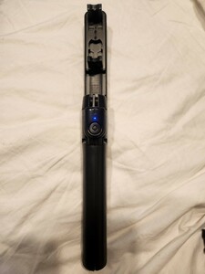 ■INOVA製 自撮り棒 3R-PFY03 中古美品 ワイヤレス bluetoothリモコン付 三脚 コンパクト18cm 最長86cmまで伸びる