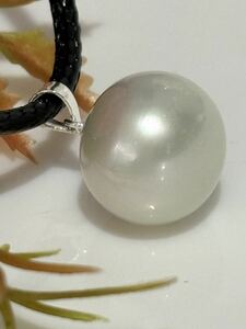 白蝶珍珠バロックパール　南洋珍珠　ホワイト　ネックレス
