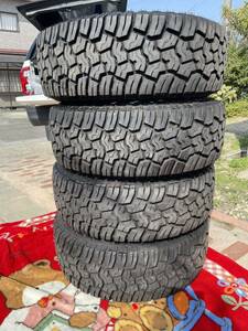 ヨコハマ GEOLANDAR X-AT ジオランダー G016 LT285/70R17 121/118Q 4本　美品　バリ山