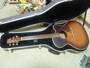 タカミネ製 少し高級そうな ジャンボタイプのエレアコ ギター TDP-012