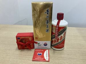 【実家整理品　不用品出品】貴州茅台酒 マオタイ酒 2010 箱付 500ml 古酒 未開栓