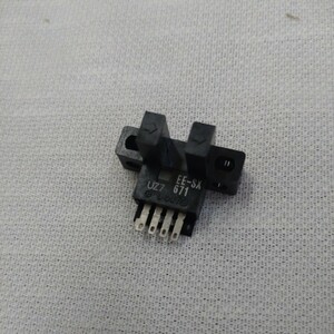 EE-SX671（フォトセンサー）端子にハンダ跡無し　未使用品　オムロン製　モニター点灯と消灯