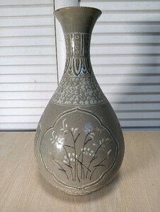 朝鮮高麗時代　花鶴紋青磁玉壺春瓶