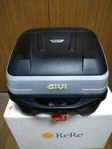 中古　GIVI B32N BOLD モノロックケース　リアボックス