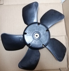 RX-8 SE3P 前期 後期 共通 マツダ 純正 15140A クーリング ファン FAN,COOLING 2003/02- Blade ラジエター ラジエーター