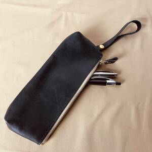 武骨でコシありブラック本革を使用したシンプルなレザーペンケース こだわりハンドメイド 日本製 JAPANクラフト B253