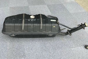 ベンツ　W210　ワゴン　ガソリンタンク　フューエルタンク　黒