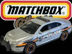 マッチボックス《 フォード ポリス インターセプター パトカー 銀 》#開封品