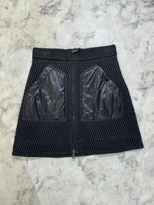 MONCLER ブラック スカート 中綿スカート