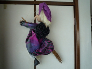 ドイツハンドメイド魔女人形