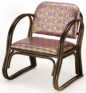 仏前金襴クッション座椅子 ハイタイプ 座面高35センチ 紫色生地 ダークブラウンフレーム 籐座椅子 S-131B