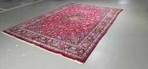 ペルシャ絨毯 手織り ウール 本物保証 カシャーン産 サイン有り本物アンティーク 未使用品 非常に綺麗な状態 サイズ:428cm×292 レアな絨毯