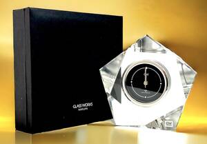 【電波時計】NARUMI GLASS WORKS ナルミ クリスタル 置時計 ガラス製　稼働品　マクロス