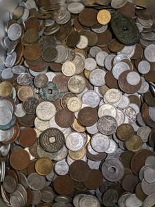 古銭まとめ　銀貨　銅貨　白銅貨　アルミ貨　穴銭など　3.4kg