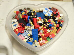 LEGO レゴ 4kg 街シリーズ　オールドレゴ　お城シリーズ　南海の勇者シリーズ　大量　まとめ　パーツ　ジャンク品 100サイズ
