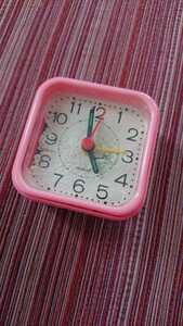 昭和のおもちゃのピンク置時計 動作未確認 ジャンク 