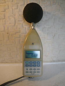 RION リオン デジタル普通騒音計 NL-06 通電後音に反応してDBの数字が変化します。スレ・傷等有る中古品です。