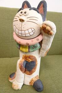 笠間焼　陶芸作家　天野富佐子 Fusako Amano　作　ハート柄　招き猫　高さ28cm　陶人形　置物　ねこ　猫　ネコ　