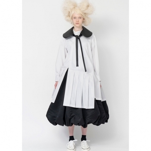 コムコム コムデギャルソンCOMME des GARCONS ウールボリュームスカート 黒XS 【レディース】