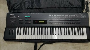 YAMAHA シンセサイザーDX7S