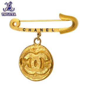 CHANEL シャネル　ヴィンテージ　ココマーク　ブローチ　セーフティピン　ゴールドメッキ　38.9g　中古B【辻屋質店J2014】