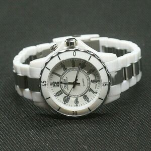 ◆◇◆-SALE-◆◇◆ 超軽量 デザイン腕時計 ホワイト白 男女共用 【ハミルトン オメガ カシオ シチズン セイコー 福袋】