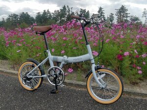 送料無料 折り畳み自転車 16インチ シマノ製サムシフト サイクリング コンパクト自転車 PL保険加入済み 適応身長135cm以上 グレージュ 新品