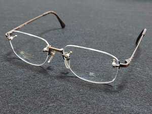 新品　BURBERRYS Buberrys　バーバリー　ブランド　メガネ　眼鏡　高級感　上品　ツーポイント　軽い
