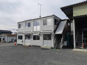 仮設プレハブ、仮設住宅8棟2階建