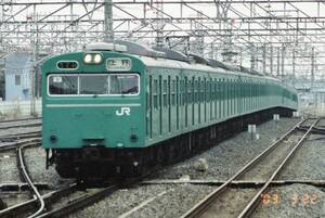 鉄道写真　東日本旅客鉄道(JR東日本)　常磐線　103系　エメラルドグリーン　KGサイズ　ネガ・データ化　①