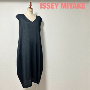 C0018★ ISSEY MIYAKE イッセイミヤケ レディース ロング マキシ ワンピース ドレス ブラック プリーツプリーズ size3