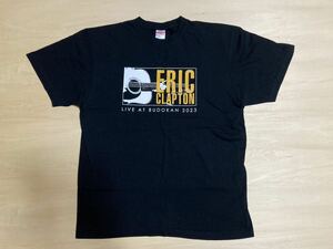 【美品】ERIC CLAPTON エリック クラプトン LIVE at BUDOKAN 2023 JAPAN 限定アコギTシャツ XLサイズ 黒 ブラック【限定品】