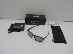 ◇8230R+・OAKLEY/オークリー TARGETLINE/ターゲットライン アジアンフィット サングラス OO9398-0158 替えレンズ付き 中古品