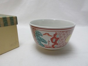 ZG06080 【 茶道具 加藤昌山作 山水 抹茶碗 陶印有 紙箱 】 検) 作家物 茶懐石 お茶碗 在銘 煎茶 茶事 茶器 茶席 茶湯 陶器 陶芸 ⅰ 